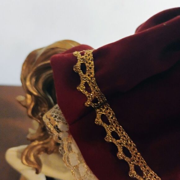 Collectors Choice Porcelain Doll On Carasel Horse - Picture 9 of 9